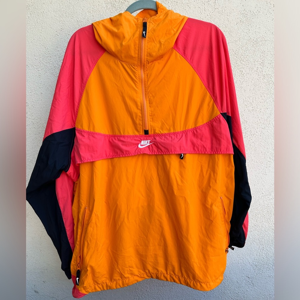Nike - half zip up windbreaker size XL